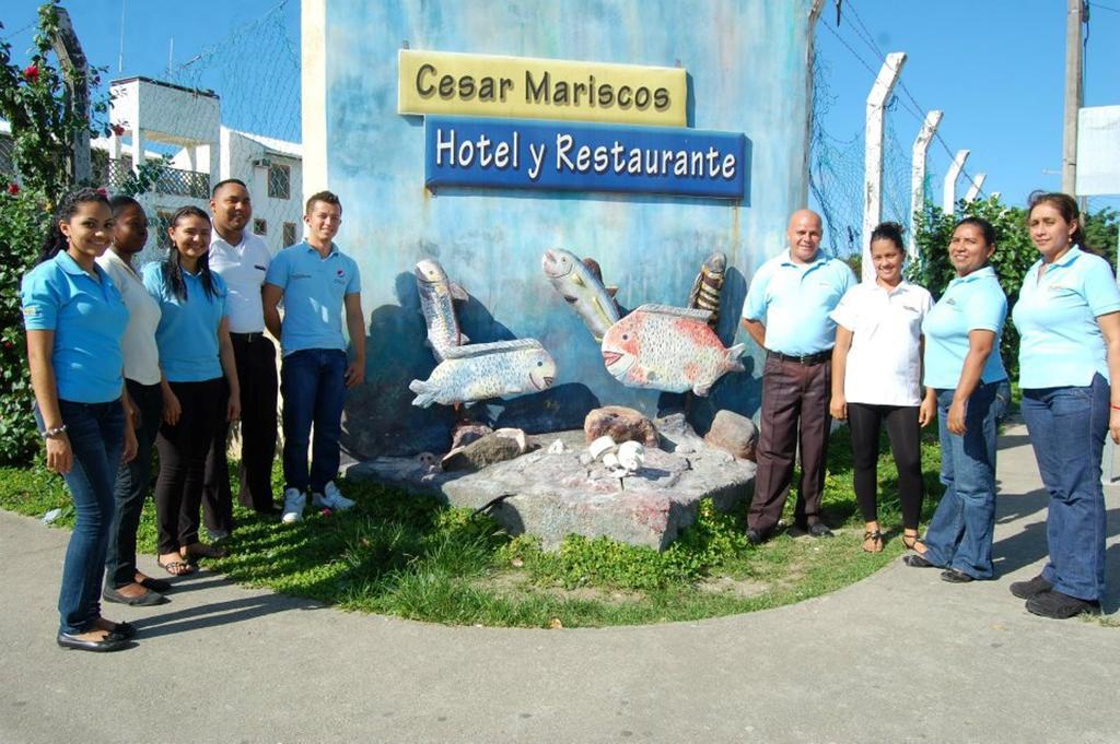 Hotel Y Restaurante Cesar Mariscos Tela Bagian luar foto